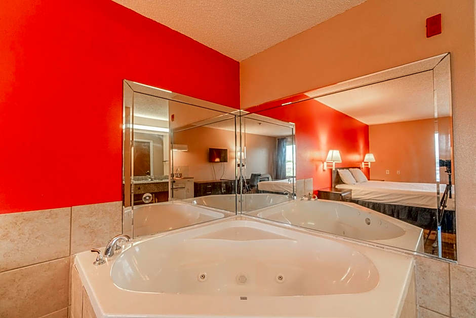 Capital O Fairway Inn - Baytown La Porte TX