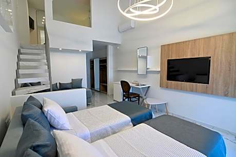 Deluxe Quadruple Room