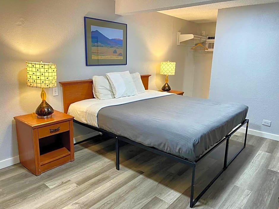 The L Motel Downtown/NAU Conference Center