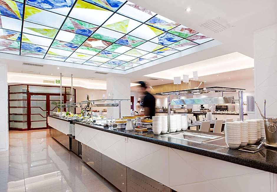 Reverence Life Hotel