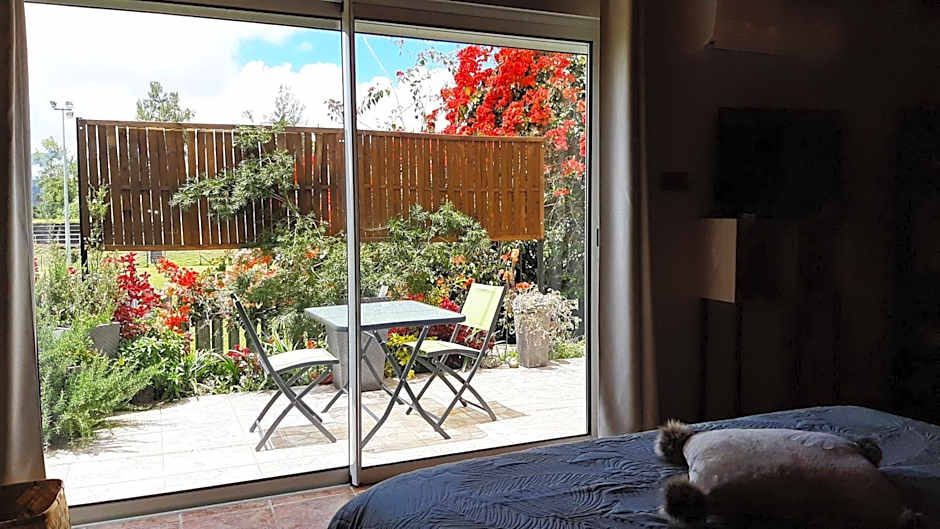 La Croisee des Sentiers