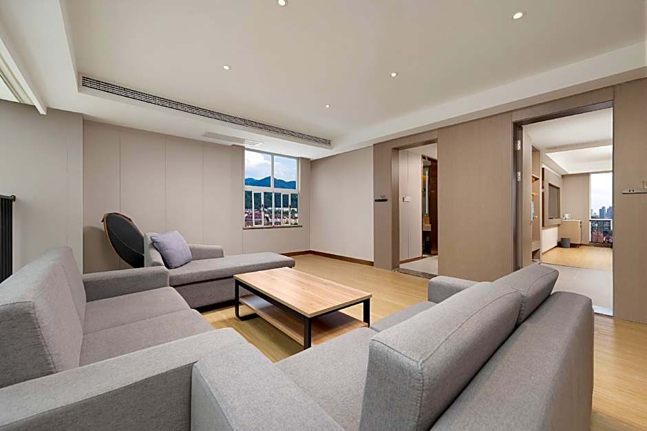 Lavande Hotels Jingdezhen Taoxichuan Creative Square