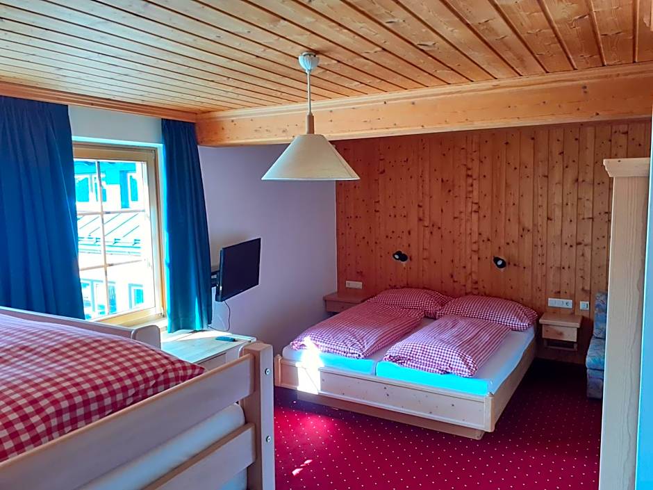 Steinerhaus Berggasthof