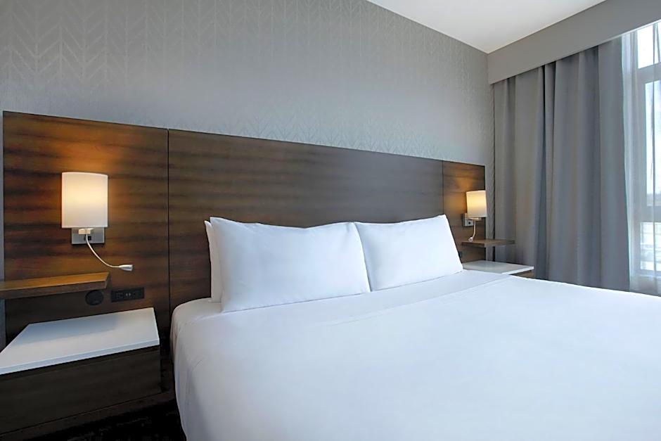 Great Blue Heron Hotel