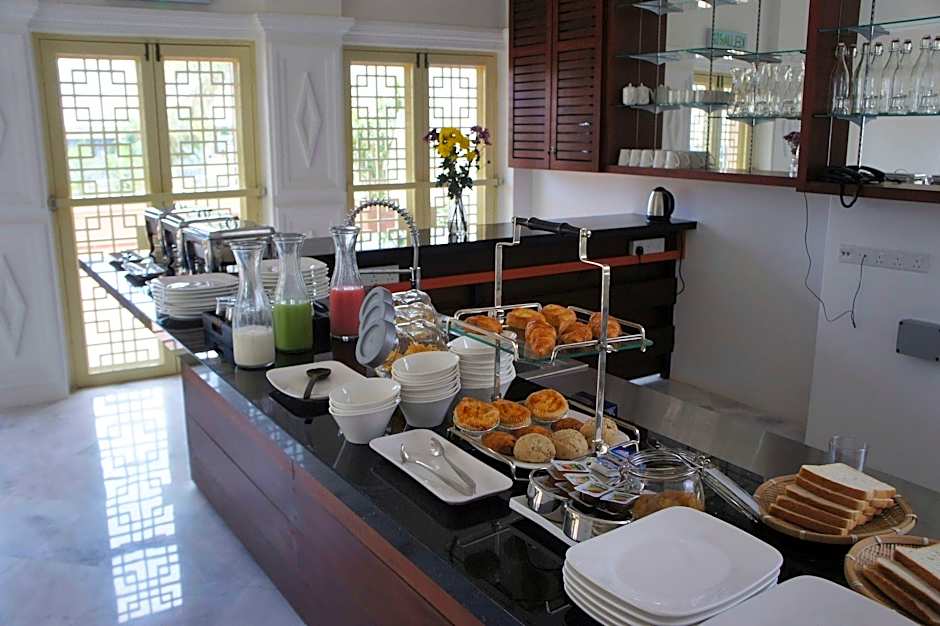 Heeren Palm Suites