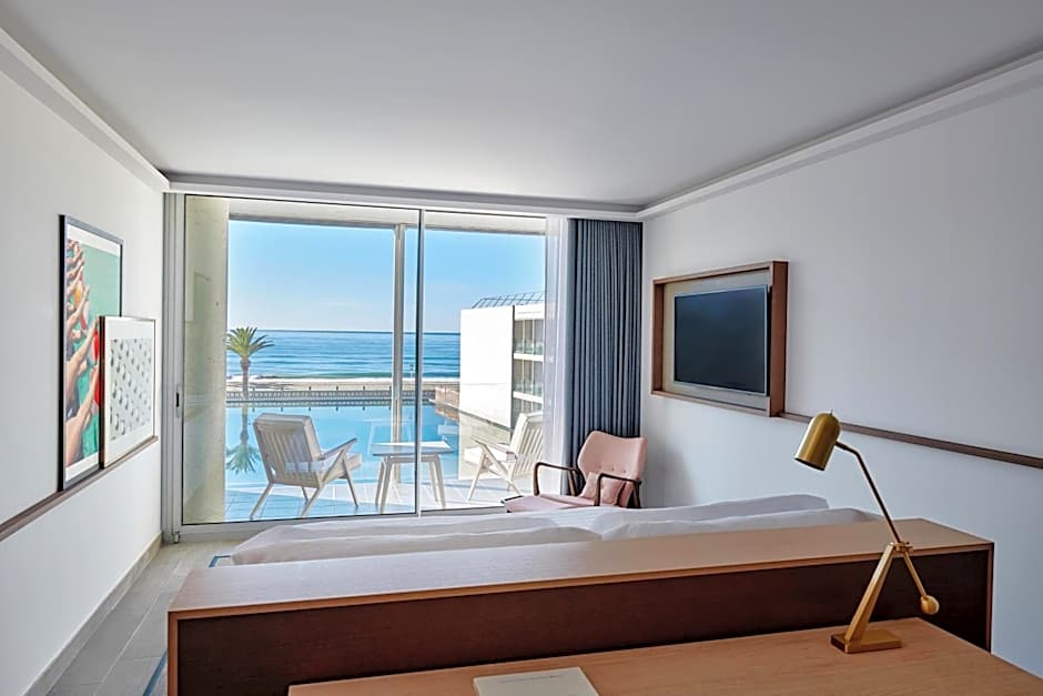 Le Meridien Ra Beach Hotel & Spa