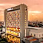 HARRIS Hotel & Conventions Gubeng