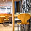 ibis Orly Chevilly Tram 7