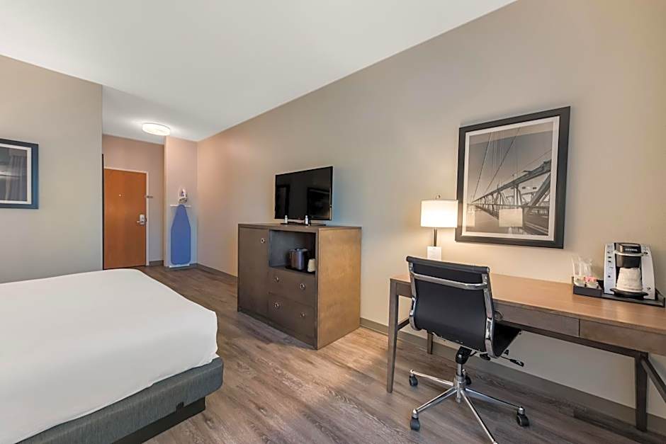 SureStay Plus Hotel by Best Western Highland Poughkeepsie