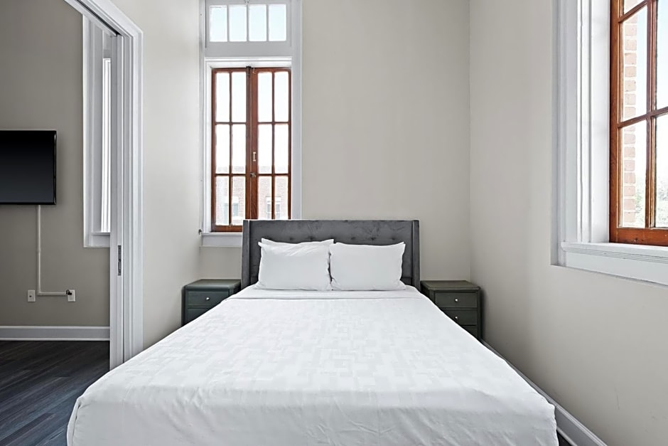 Bywater Suite Hotel
