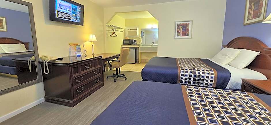 Rodeway Inn & Suites