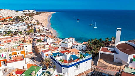 ALTAVISTA APARTAHOTEL-Adults Only over 14