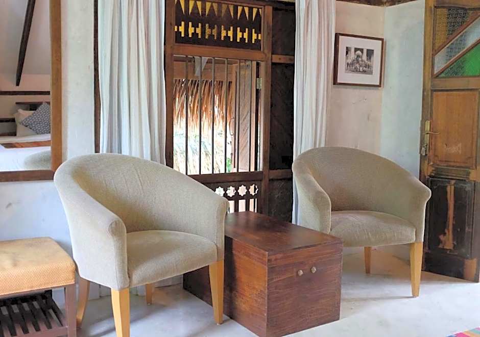 Panji Panji Tropical Wooden Home