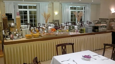 Hotel De Los Faroles