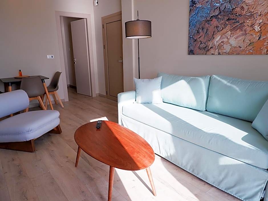 Kaiser Luxury Suites