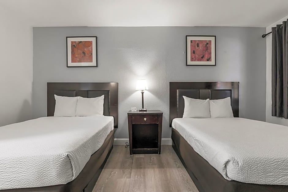 Photo 1 of 19 of Double Room with Two Double Beds - Non Smoking