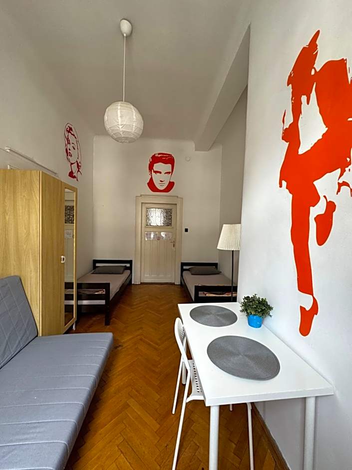 Boomerang Hostel