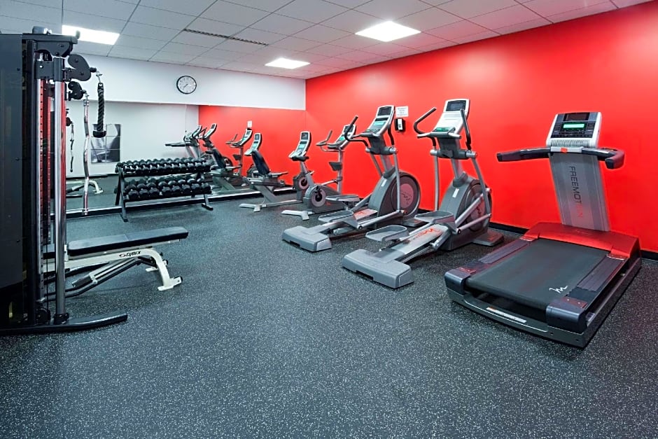 Radisson Hotel Milwaukee West – Wauwatosa, WI