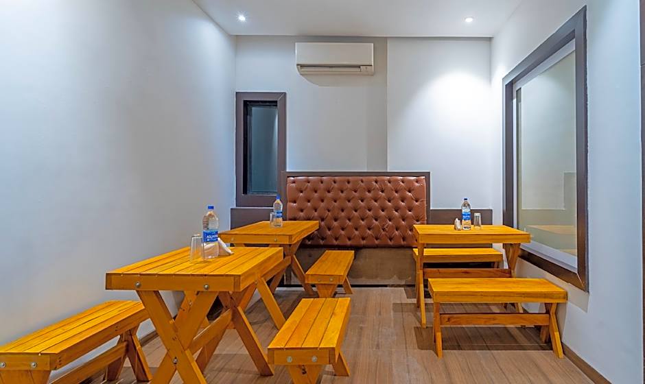 York Hotel – Cochin, NE