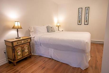 King Suite with Spa Bath