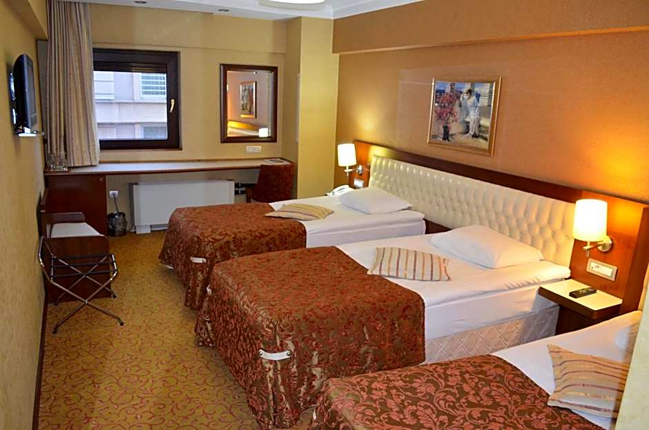 Yuksel Hotel
