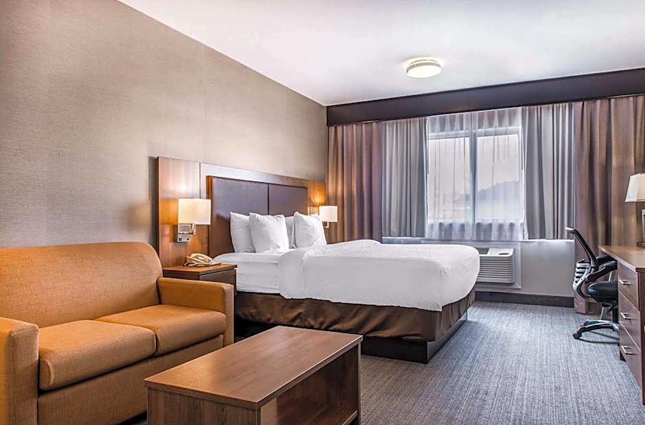 Quality Hotel Dorval Aeroport