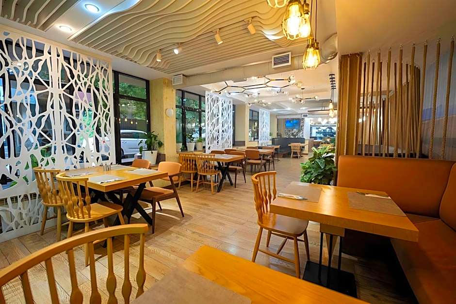 Kazzhol Hotel Almaty