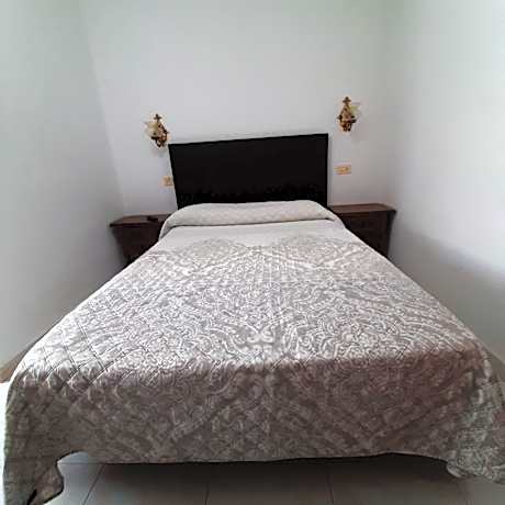 Hotel Conde
