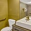 Days Inn by Wyndham St. Petersburg Central