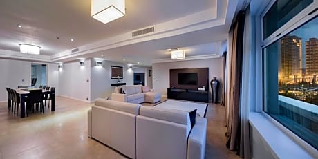 Three-Bedroom Apartment - Penthouse