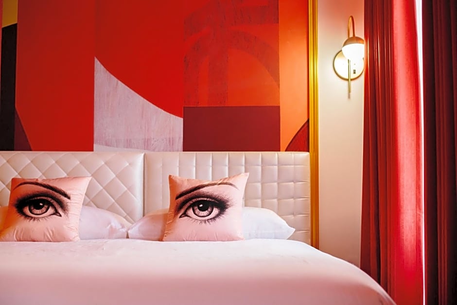 Angad Arts Hotel St. Louis, Tapestry Collection by Hilton