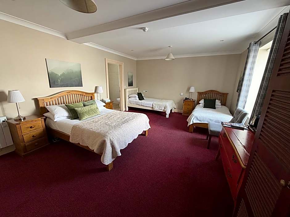 Connemara Lake Hotel