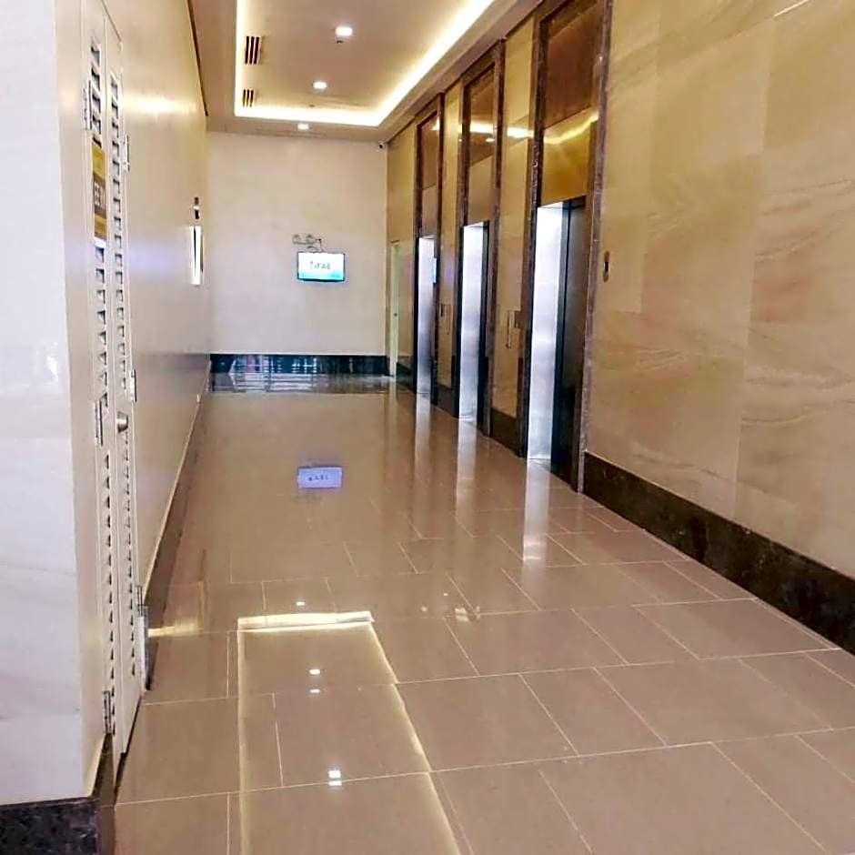 Manhattan Plaza Tower 1