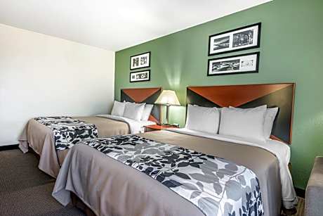 Queen Room with Two Queen Beds - Accessible/Non-Smoking