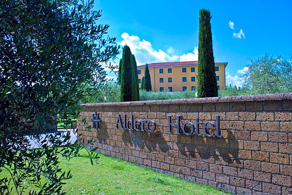 Aldero Hotel