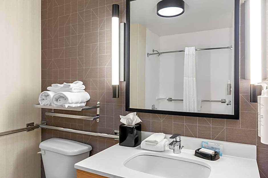 Spark by Hilton Bardstown