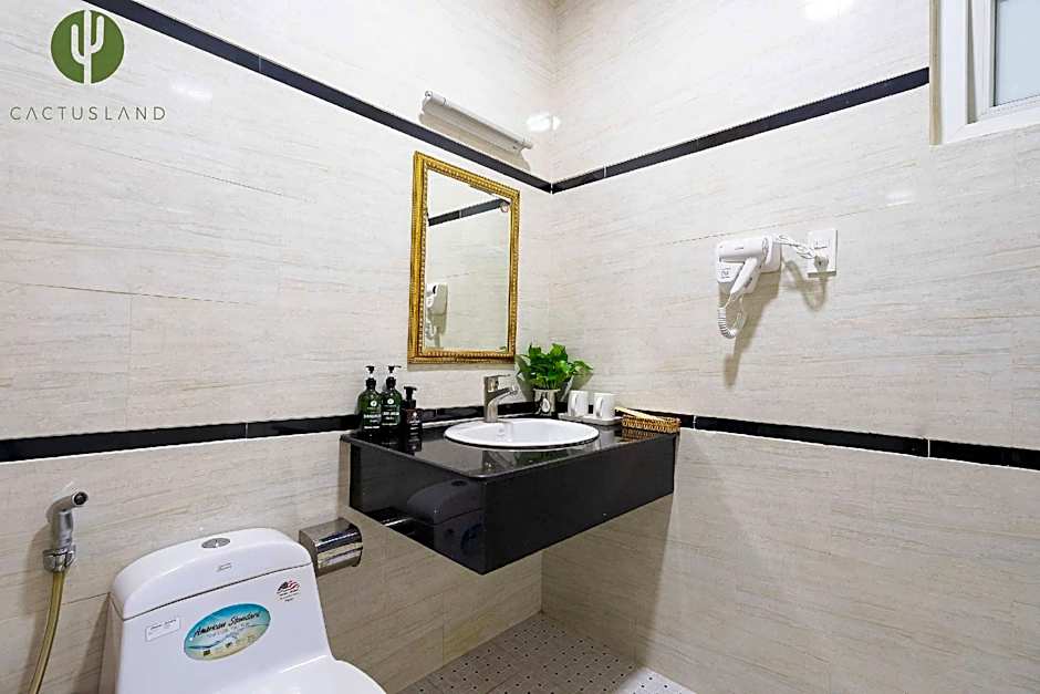 Cactusland Hotel Tan Binh