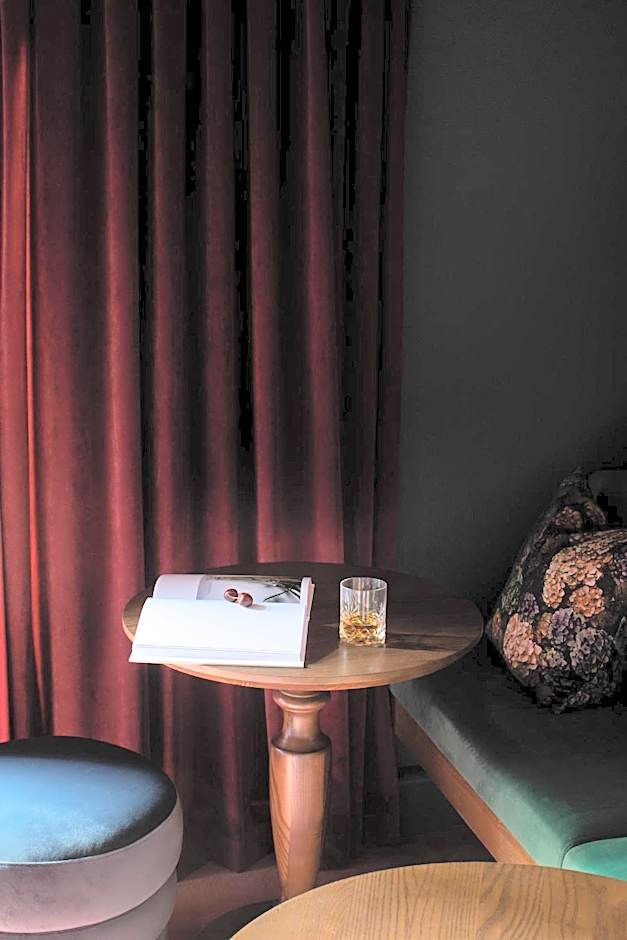 The Central Hotel Queenstown, A Naumi Chapter