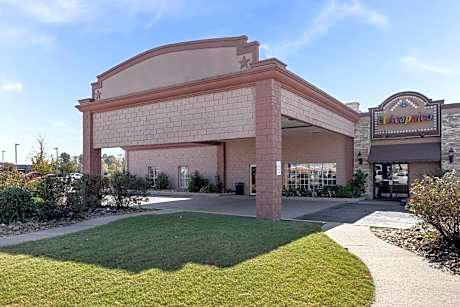 Quality Inn & Suites Paragould