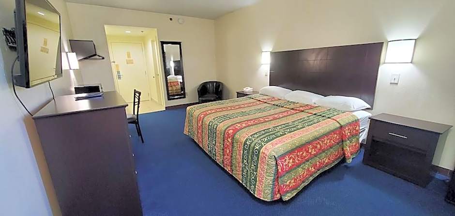 Plano Inn & Suites