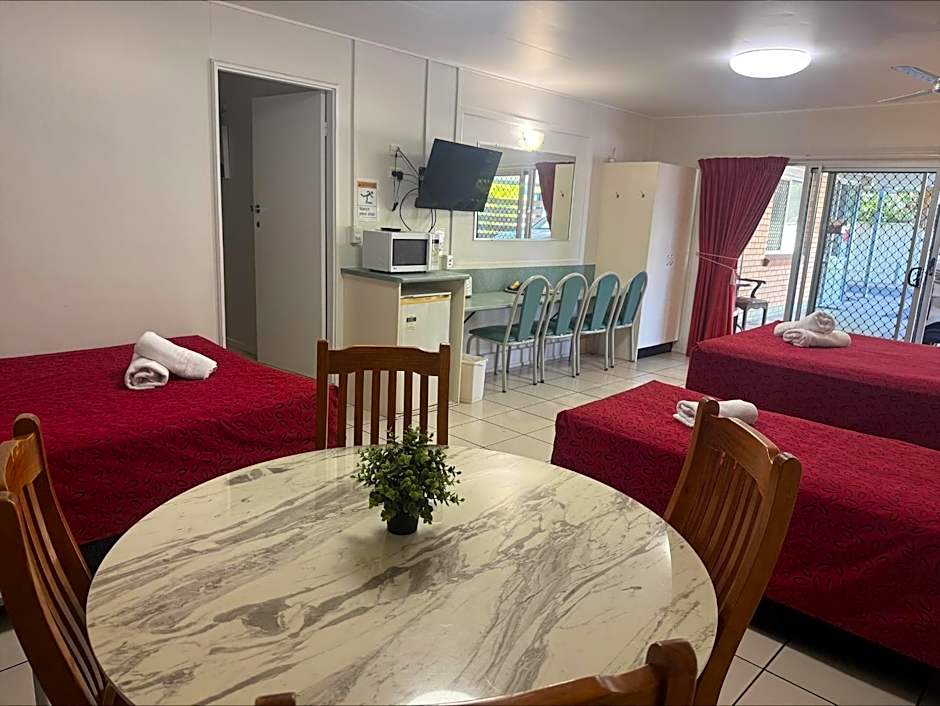 Emerald Highlands Motel