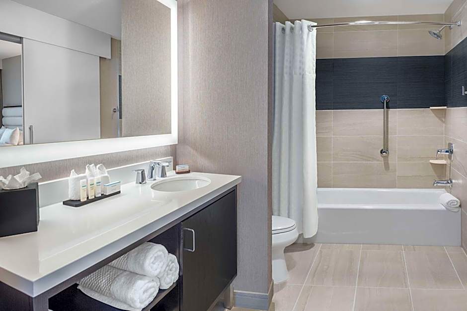 Embassy Suites By Hilton Houston West - Katy