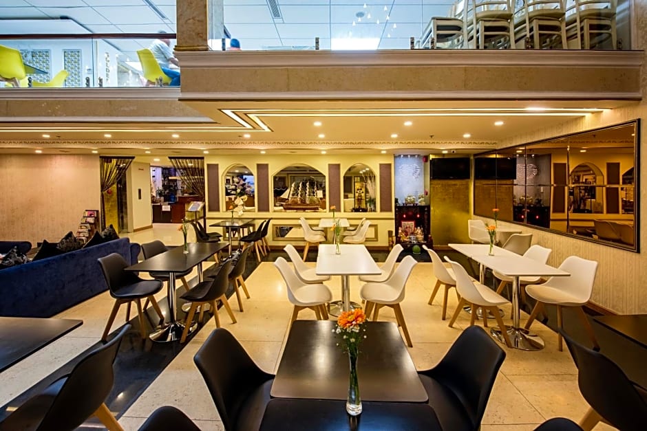 Golden Crown Hotel – Ho Chi Minh City, 