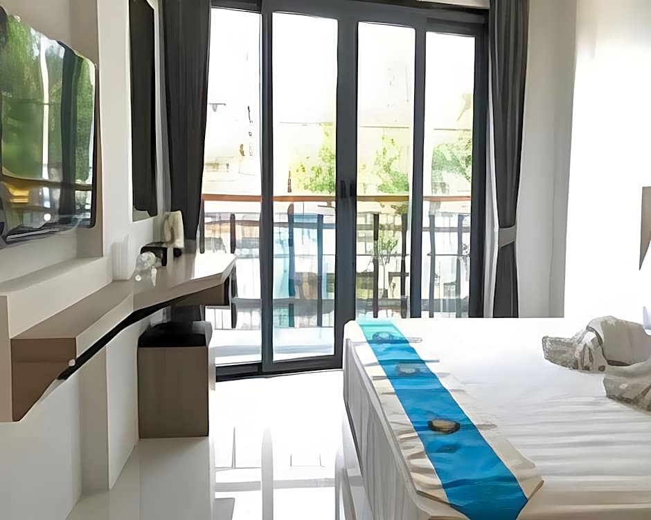Phoenix Hotel Karon Beach