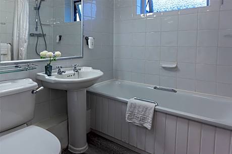 1 Double Bed Non-Smoking Standard Room