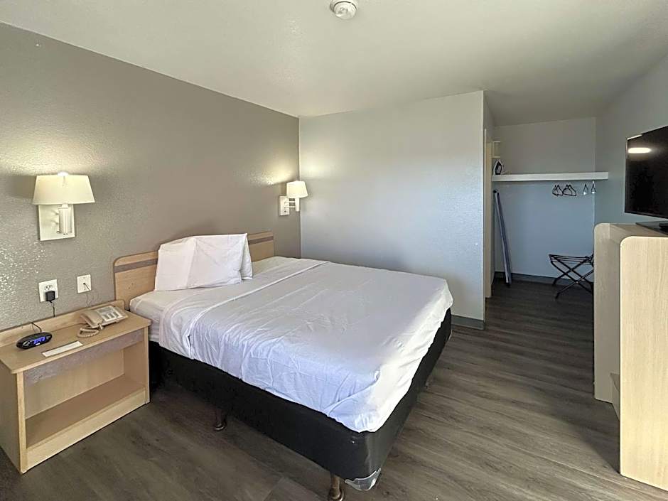 Studio 6 Lubbock, TX