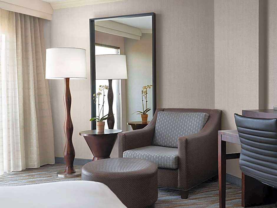 Sonesta Redondo Beach & Marina