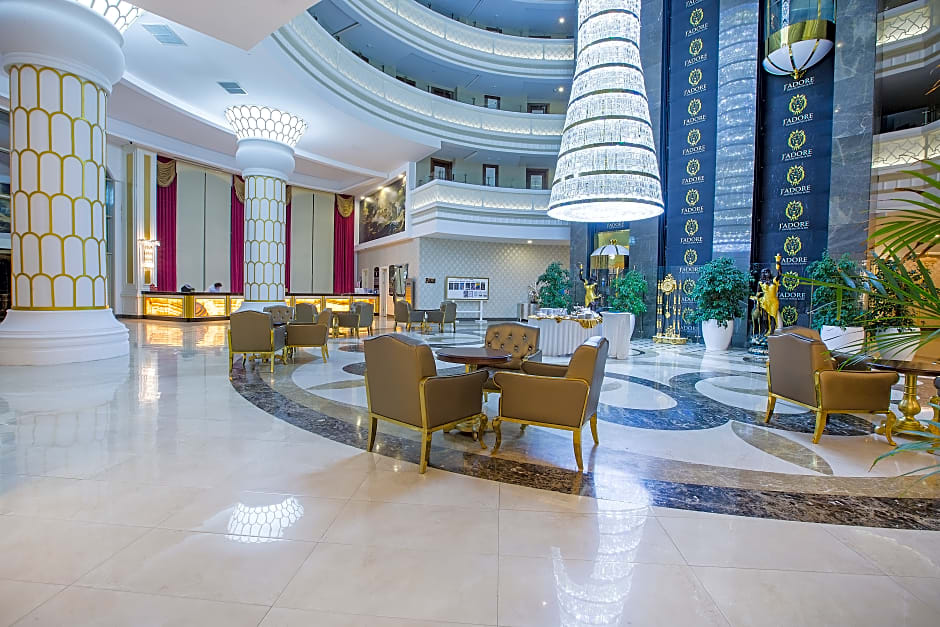 J'Adore Deluxe Hotel & Spa