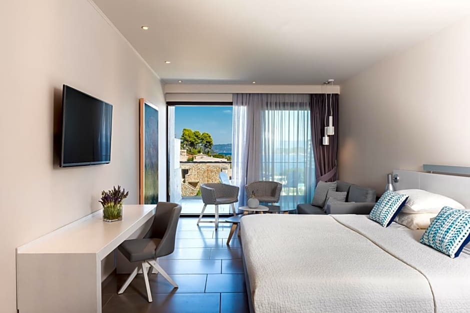Kassandra Bay Resort, Suites & Spa