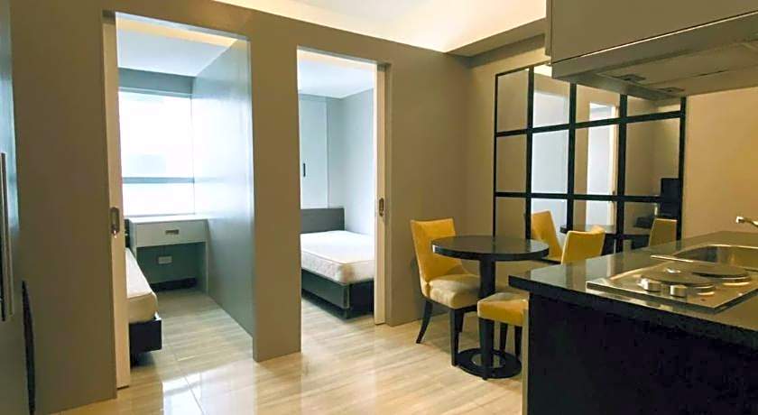 Lancaster Hotel Manila